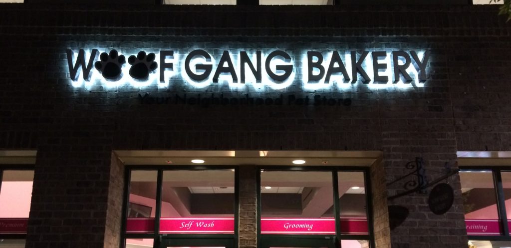 Woof Gang Bakery - Signs Unlimited